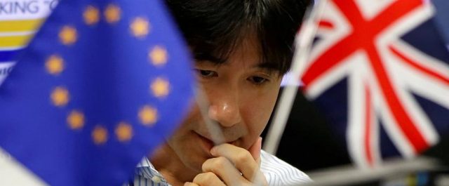 Άρθρο Guardian: Είμαι πολίτης της Ευρωπαϊκής Ένωσης, η πρόταση Μέι μας αφήνει μετέωρους