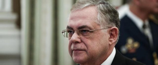 Ο Ρέγκλινγκ επισκέφτηκε τον Παπαδήμο στον “Ευαγγελισμό”