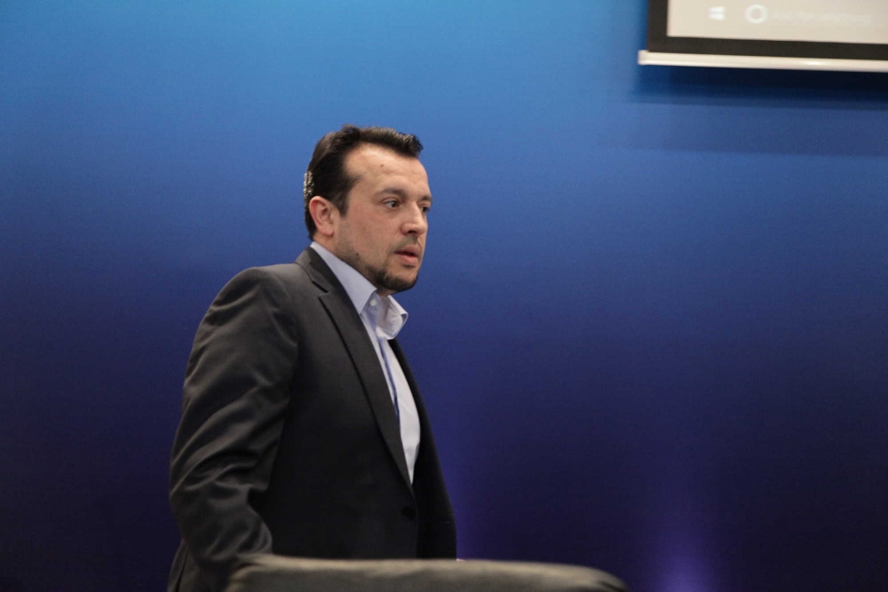 Το tweet-“καρφί” του Νίκου Παππά κατά τη διάρκεια του Eurogroup