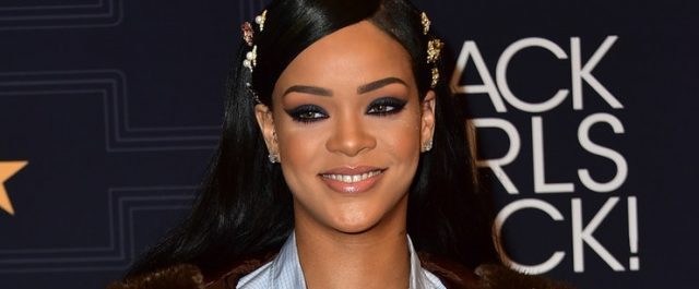 Κομμένοι από τα θρησκευτικά Ριάνα, Σαββόπουλος, Άσιμος!