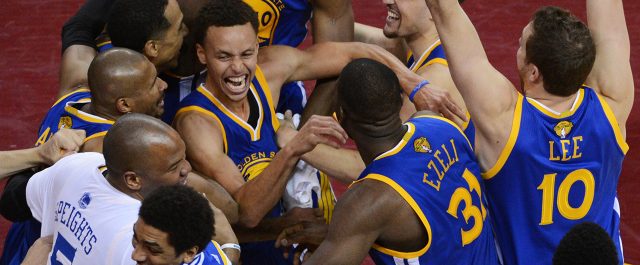 Πρωταθλητές ΝΒΑ οι Warriors μετά από ανάπαυλα… ενός έτους – Μαγικές στιγμές για τον Κέβιν Ντουράντ