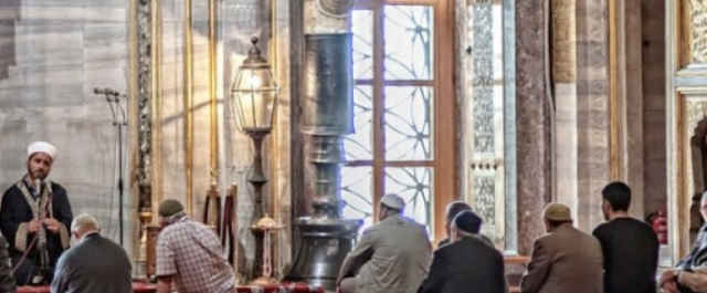 Φιλελεύθερο τέμενος ρίχνει λάδι στη φωτιά Βερολίνου- Άγκυρας