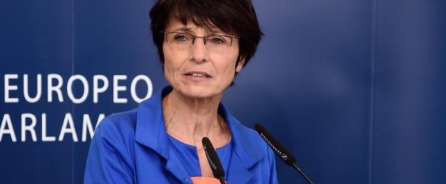 Επίτροπος Απασχόλησης: “Σταδιακή βελτίωση της ελληνικής οικονομίας”