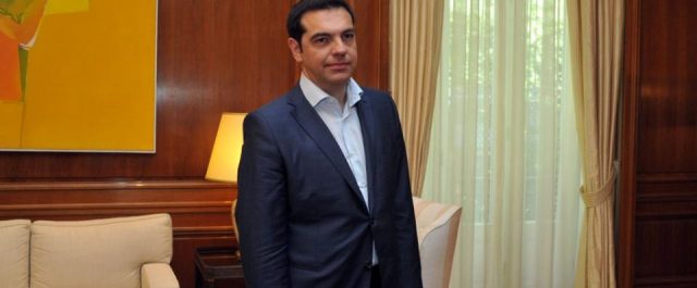 Οι 4 προτάσεις Τσίπρα για τους συμβασιούχους