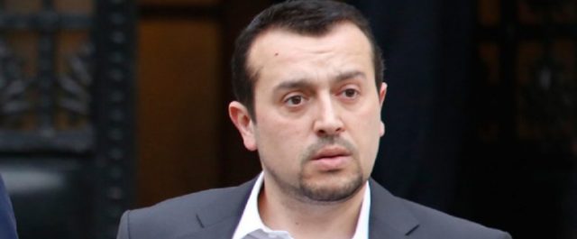 “Ανθρώπινο λάθος” το retweet για τον Ταγματάρχη, λέει ο Παππάς