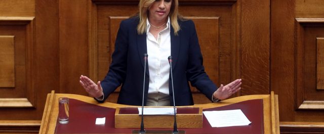 “Υπεράσπιση” Γεννηματά σε Σημίτη με επίθεση σε Τσίπρα