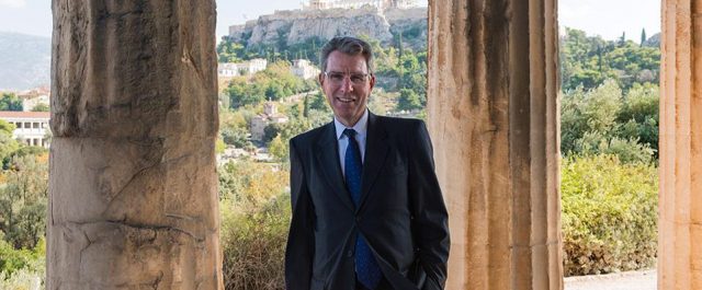 Αμερικανός πρέσβης: Η Ελλάδα ανακάμπτει και θα την στηρίξουμε