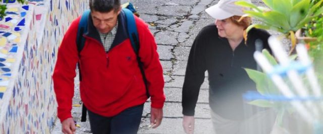Με 17 μονάδες προηγείται η Μέρκελ, ενώ κάνει διακοπές!