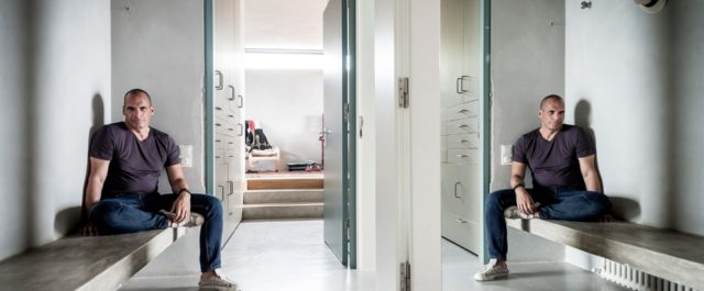 ΣΥΡΙΖΑ: “Καλύτερος διαφημιστής του Βαρουφάκη η Ν.Δ. Του ευχόμαστε καλές πωλήσεις”