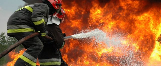 Συναγερμός στις αρχές για πυρκαγιές και όζον