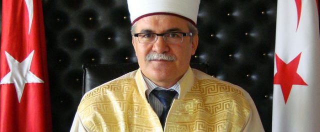 Ο μουφτής των Κατεχόμενων ανακρίθηκε για σχέσεις με Γκιουλέν