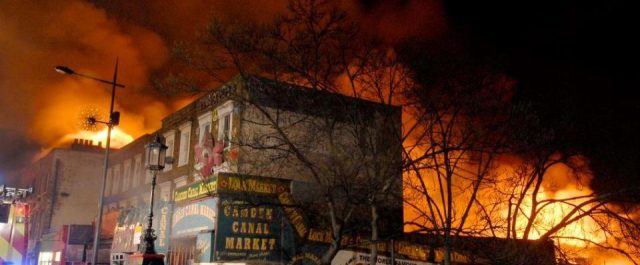 Τρόμος στο Λονδίνο από νέα μεγάλη φωτιά