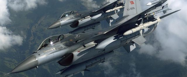 Κοινή αεροναυτική άσκηση με Αίγυπτο η Ελλάδα, υπερπτήσεις πάνω από νησίδες μας οι Τούρκοι