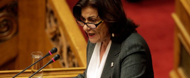 Φωτίου: Κανένα παιδί φτωχών ή ανέργων δεν θα μείνει εκτός παιδικών σταθμών