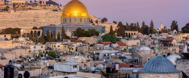 Ένοπλη επίθεση στην Παλιά Πόλη της Ιερουσαλήμ, τρεις τραυματίες