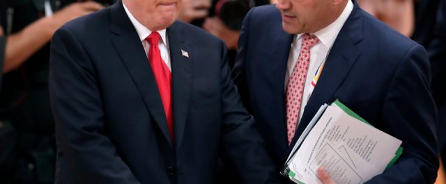 Politico: Ο εκλεκτός του Τραμπ για την ηγεσία της Fed