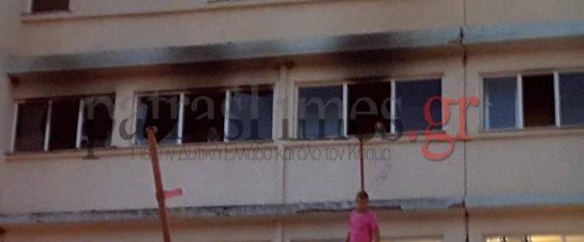 Μεγάλη πυρκαγιά σε ξενοδοχείο στο Αίγιο