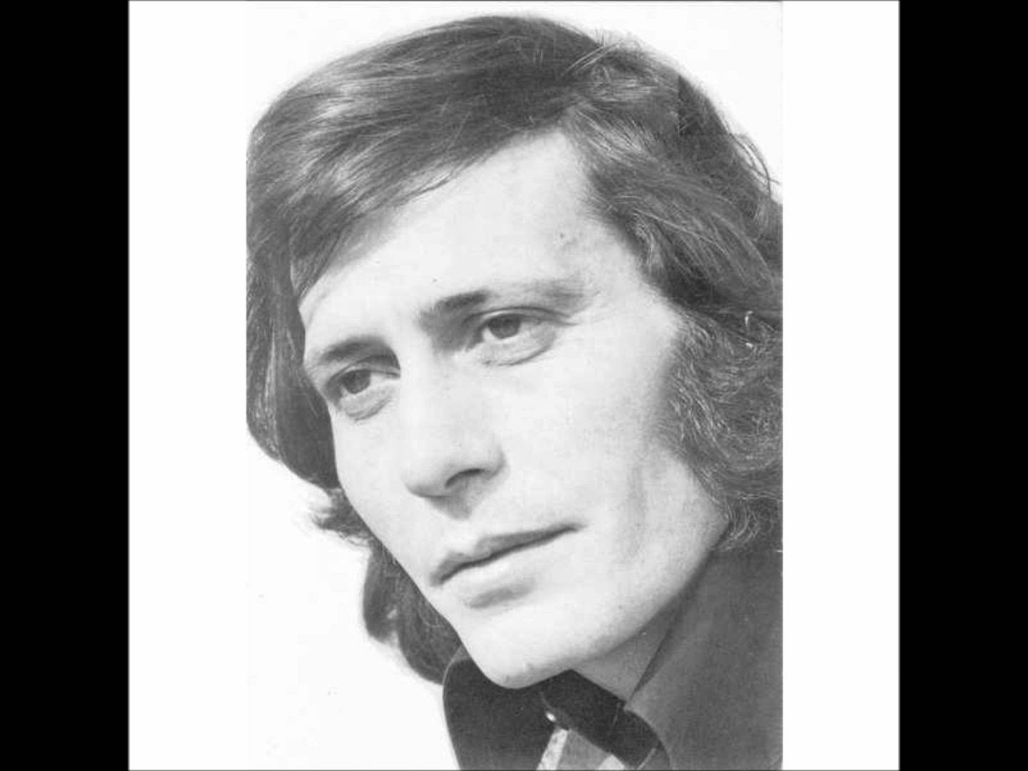 Πέθανε ο γνωστός τραγουδιστής Γιάννης Καλατζής