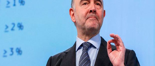 Μοσκοβισί: Να σταματήσουν κάποιοι να θεωρούν προδότες τους Κεντρώους και τρελούς τους Αριστερούς