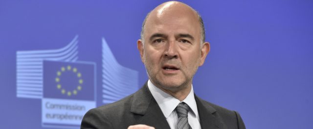 Μοσκοβισί: “Πολύ σημαντική πρόοδος, Ελληνικό-ηλεκτρονικοί πλειστηριασμοί οι εκκρεμότητες”