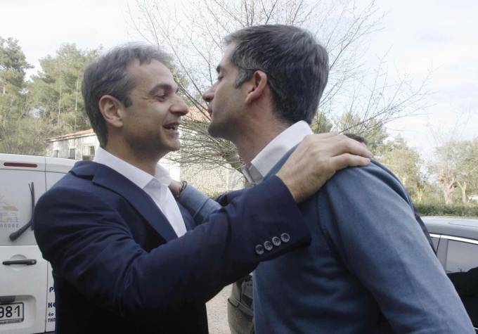 Ο θείος…Κυριάκος έχει νεύρα με τον ανηψιό του!