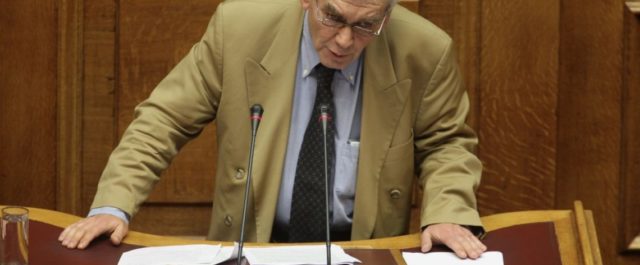 Παπαγγελόπουλος για Αθανασίου: Δειλία και απρέπεια η εμπλοκή Παπούλια