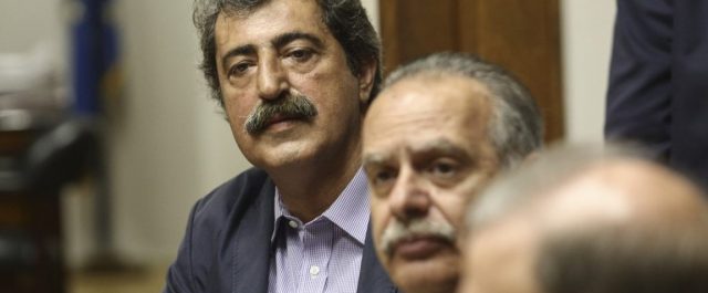 Κλιμακώνεται η κόντρα Πολάκη- δικαστών με εκατέρωθεν ανακοινώσεις