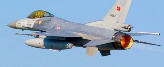 37 παραβιάσεις του εναέριου χώρου την Πέμπτη
