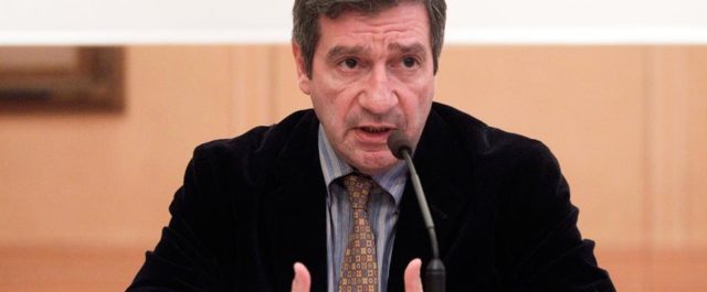 Καμίνης: Διεκδικώ της ηγεσία γιατί θέλω να ενώσω