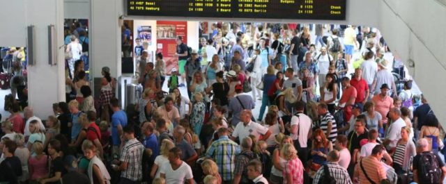 Αύξηση 10,9% στις αεροπορικές αφίξεις τον Ιούνιο