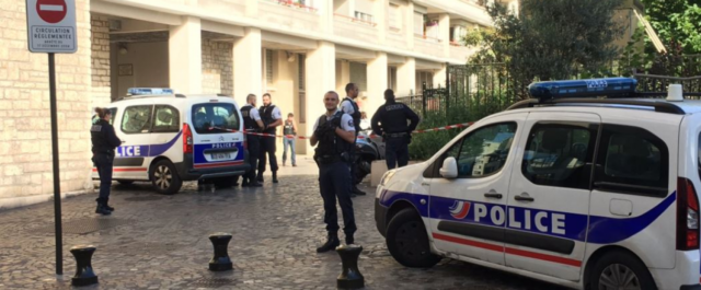Συναγερμός στο Παρίσι: Συνελήφθη ο οδηγός που έπεσε με το αυτοκίνητο σε στρατιώτες