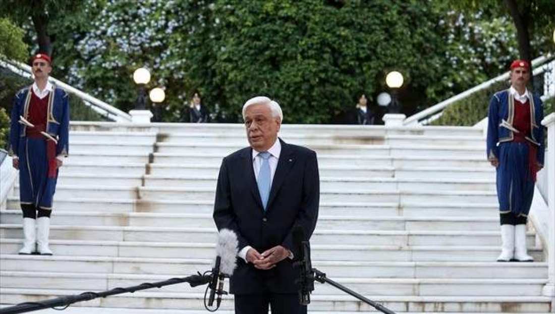 Παρασκήνιο: Ανέπεμψε ο ΠτΔ θέμα “πρωϊνής προσευχής” στο ν/σ Γαβρόγλου;