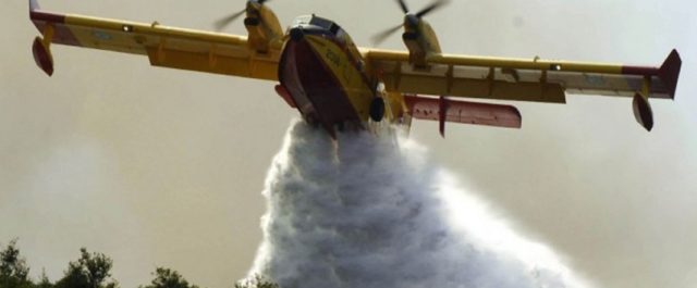 Σπίρτζης απαντά σε Σκέρτσο – «Σήμερα επιχειρούσαν 28 αεροσκάφη. Τα υπόλοιπα 46 πού είναι;»