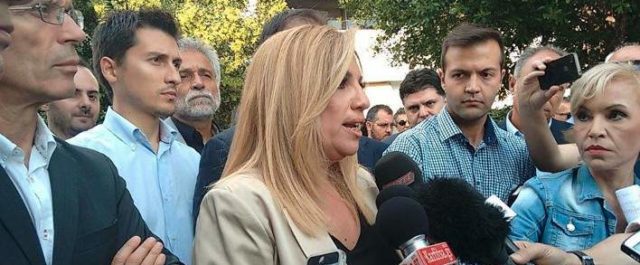 “Τσακώνονται” στο ΠΑΣΟΚ για τα…”εγκλήματα του κομμουνισμού”