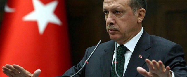 Ερντογάν στον υπουργό Άμυνας ΗΠΑ: “Με ενοχλεί ότι στηρίζετε τους Κούρδους”