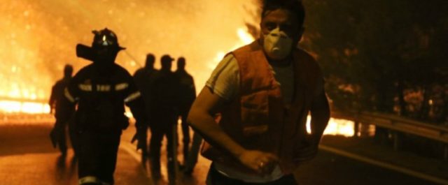 Αυτό μας έλειπε: Μεγάλη φωτιά και στο Ηράκλειο Κρήτης