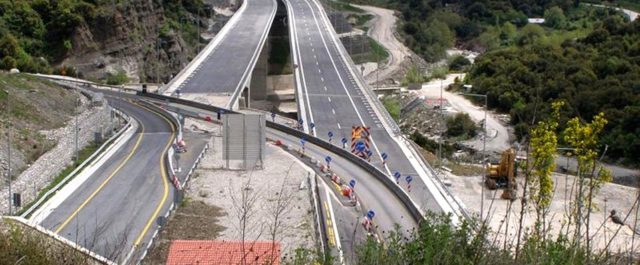 “Καμπάνες” 80 εκατ (!) σε κατασκευαστικές από την Επιτροπή Ανταγωνισμού