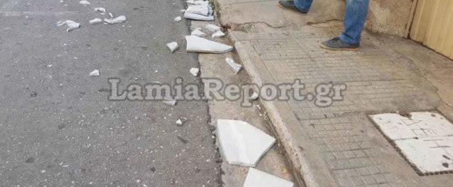 Λαμία: Κανείς δεν πλήρωσε τα… μάρμαρα που έπεφταν από πολυκατοικία