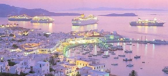 Ποιο “beach bar resto” της Μυκόνου έγινε… “εκκλησία” και αποδίδει κανονικά ΦΠΑ…