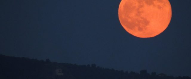 Πανσέληνος με όμορφη μουσική, πού θα ακούσετε ποιους!