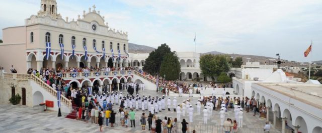 Δεκαπενταύγουστος: Το ΠΑΣΧΑ του καλοκαιριού, οι λογοτεχνικοί ύμνοι στην Παναγία