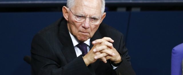 Σόιμπλε για ευρωομόλογο: «Αποτελεί ήδη ξεπερασμένη ιδέα»