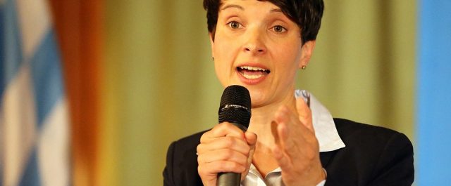 “Ρήγμα” στο AfD – Αυτονομήθηκε η Φράουκε Πέτρι