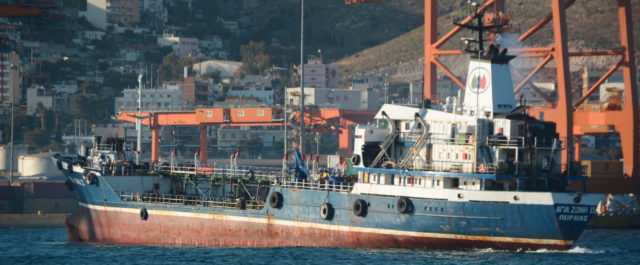 Απίστευτο: Ο πλοιοκτήτης του “Αγία Ζώνη ΙΙ” κατηγορεί για την πετρελαιοκηλίδα το… Blue Star Patmos