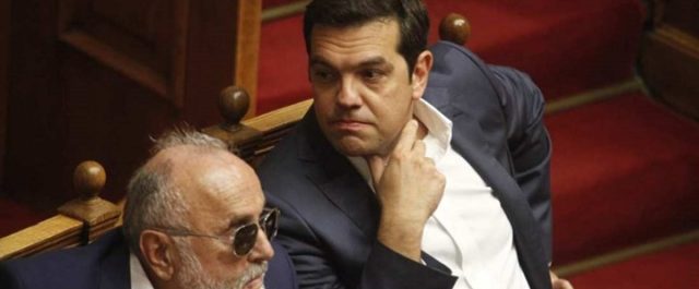 Υπό …επιτήρηση ο Κουρουμπλής- Οργή στο Μαξίμου για τους χειρισμούς