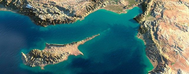 Guardian: “Η Κύπρος πούλησε την ευρωπαϊκή υπηκοότητα σε πάνω από 400 Ρώσους και Ουκρανούς μεγιστάνες” [εικόνα]