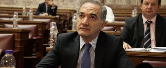 Βουλευτές της ΝΔ “άδειασαν” τον Μάριο Σαλμά