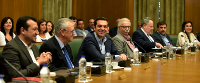 Η ώρα της αξιολόγησης- Συνεδριάζει το υπουργικό συμβούλιο