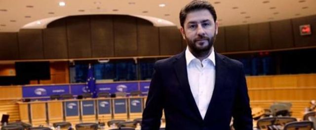 Ανδρουλάκης: “Όχι” σε νέα Ένωση Κέντρο, “Ναι” στο νέο ΠΑΣΟΚ