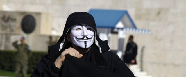 Με νέο χτύπημα απάντησαν οι Anonymous στις “ειρωνείες” της ΤτΕ [video+ εικόνα]